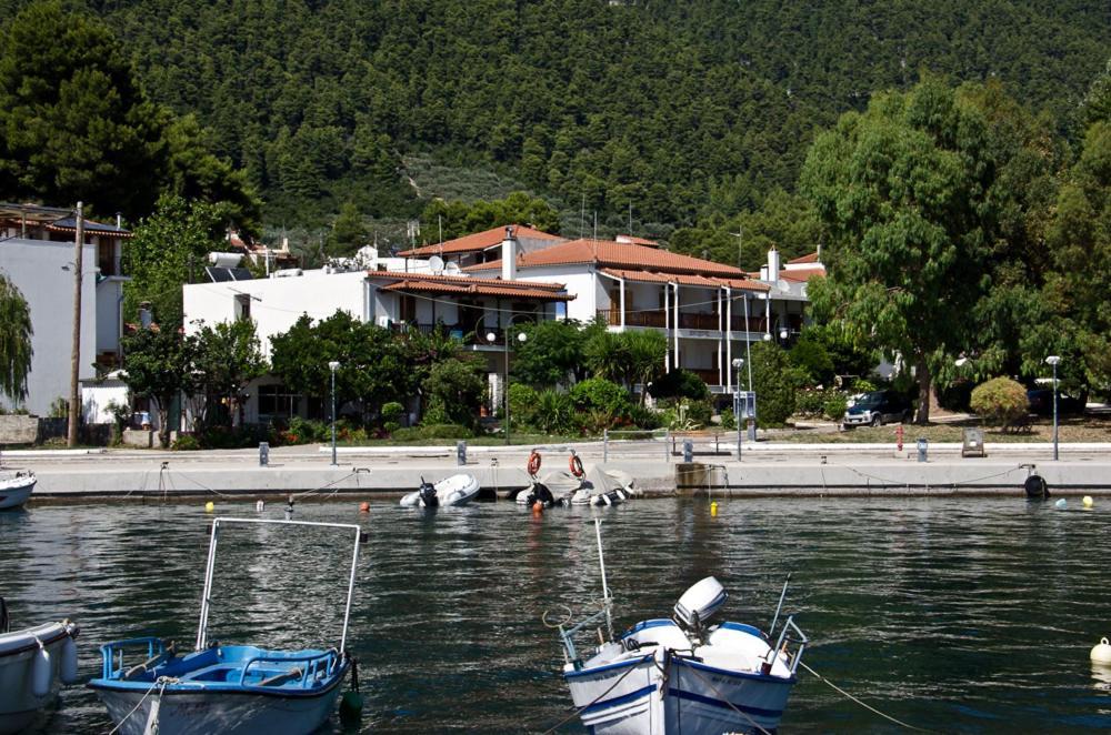 Mira Mare Apartment Neo Klima Exterior foto
